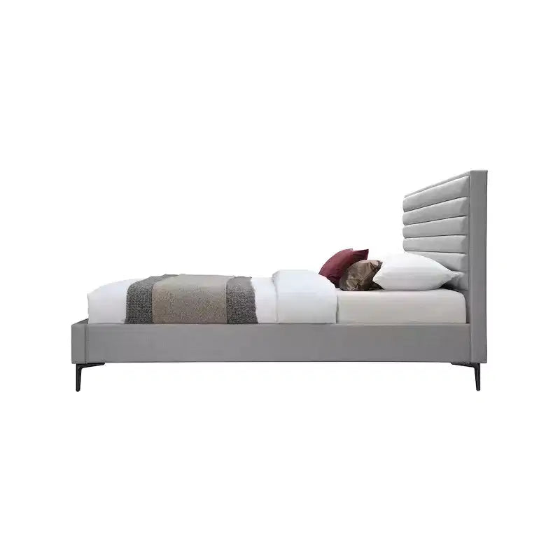 Meridian Furniture,Hunter Linen Textured Bed