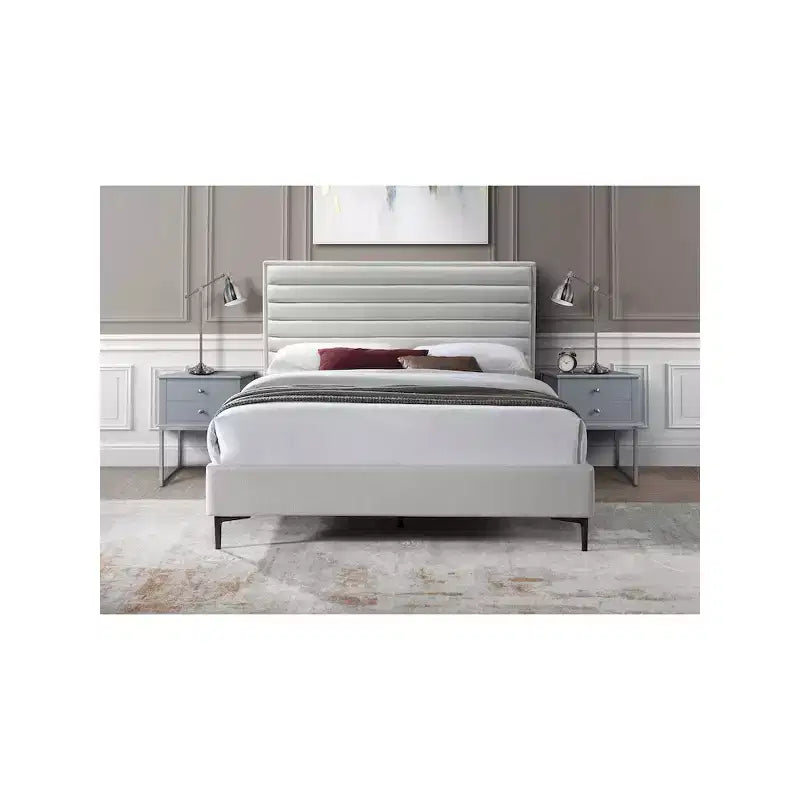 Meridian Furniture,Hunter Linen Textured Bed
