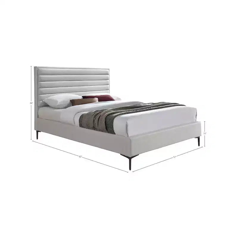 Meridian Furniture,Hunter Linen Textured Bed